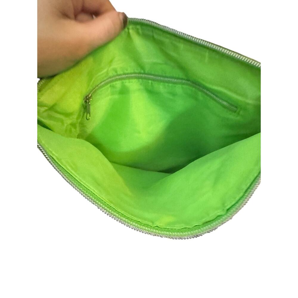 Disneyland Vinylmation Crossbody Bag Walt Disney Parks Exclusive Muppets Pluto - Picture 5 of 11